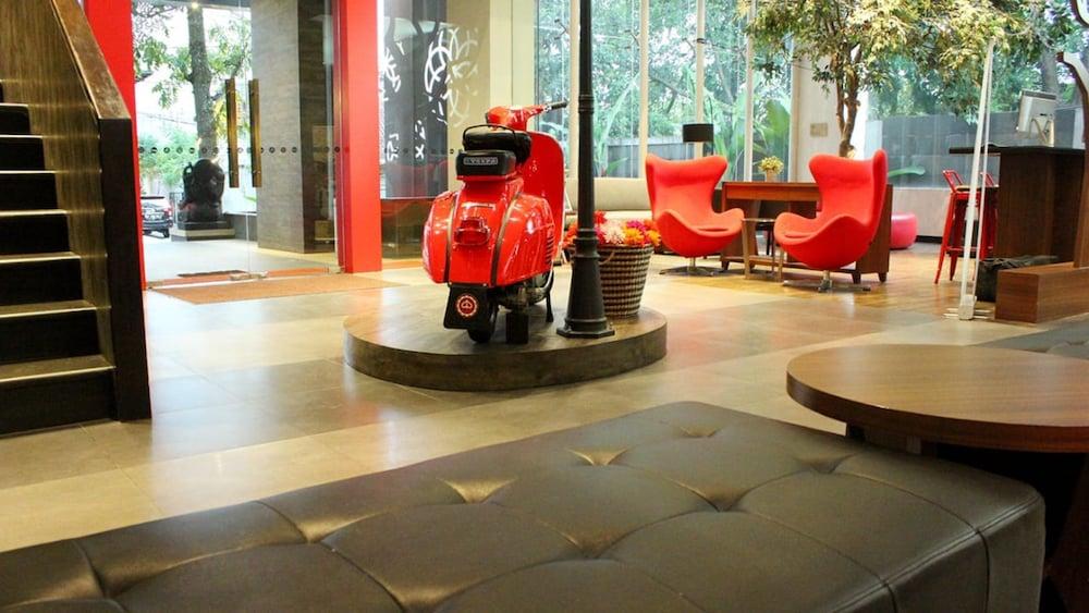 Kalya Hotel Bandung Dago Exterior foto